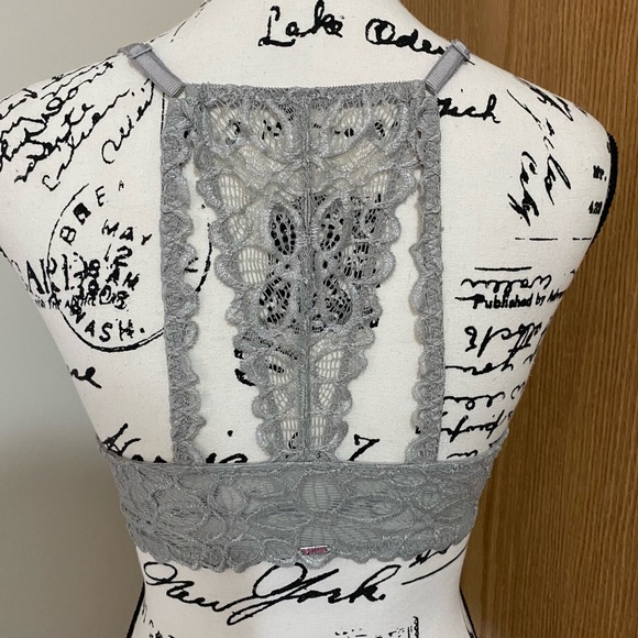 Bra - Picture 4 of 7